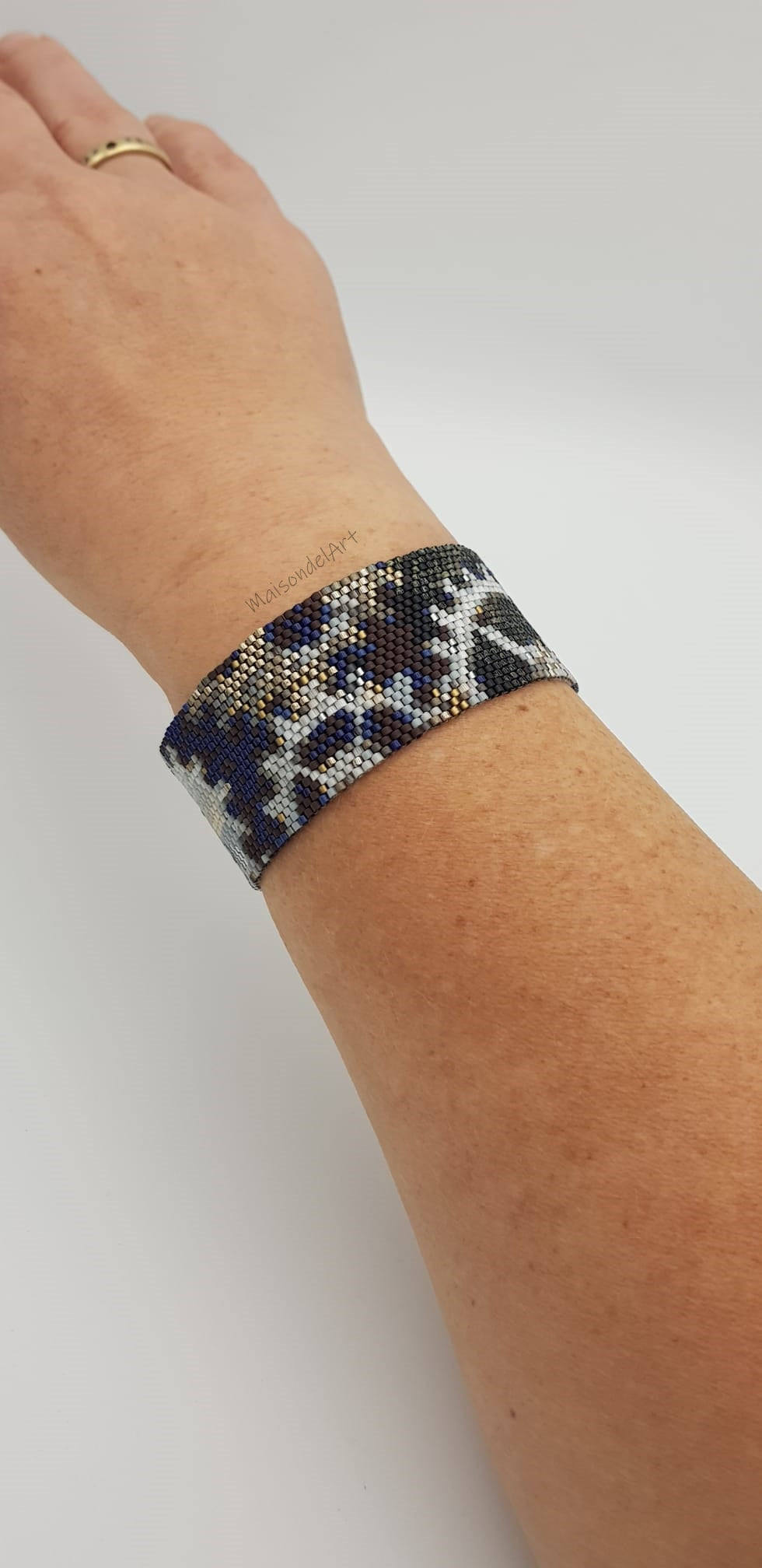Armband Zahnrad in zwei Farbvarianten
