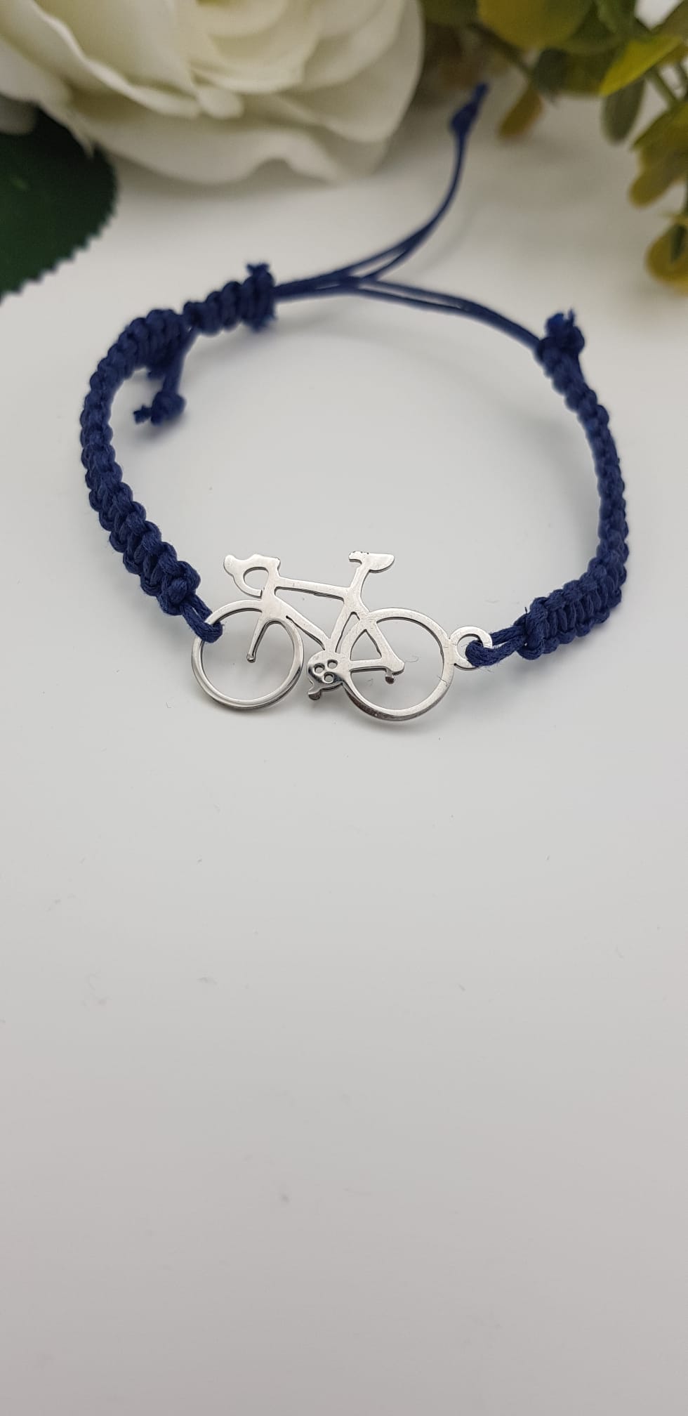 Makramee-Armbänder mit Schiebeverschluss