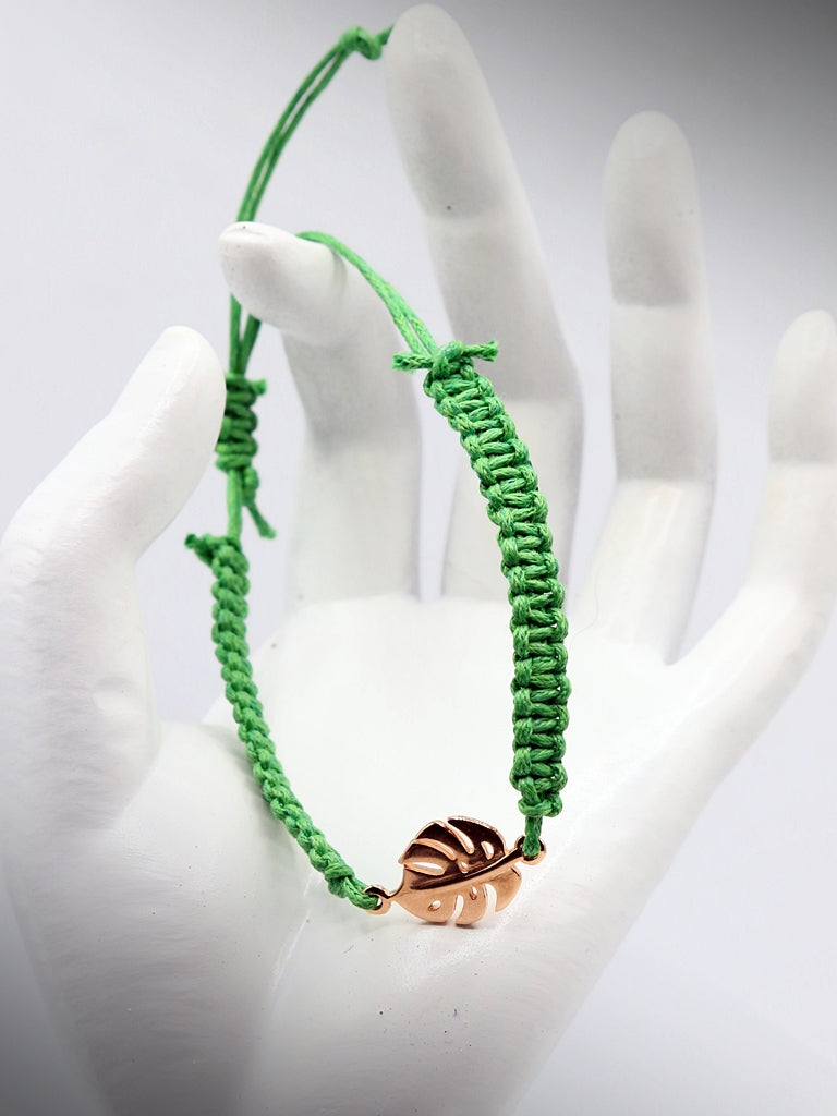 Makramee-Armbänder mit Schiebeverschluss